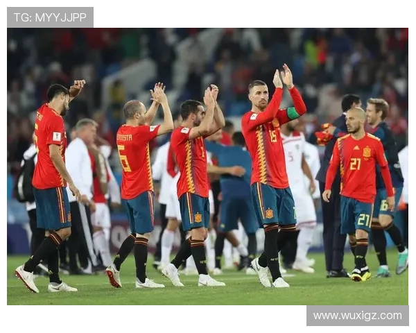 足球球星暴力飞踹事件真相揭秘引发热议背后原因分析